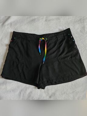 Feeling Proud pull on black shorts with rainbow details and pockets. Size: XXL